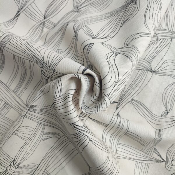 Çizgisel Desenli Dokuma Kumaş